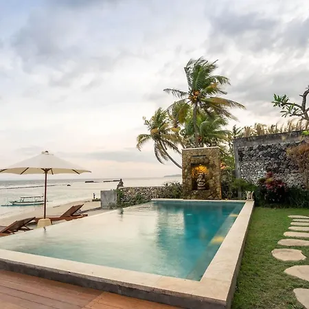 Utama Villas Beach Front Candidasa